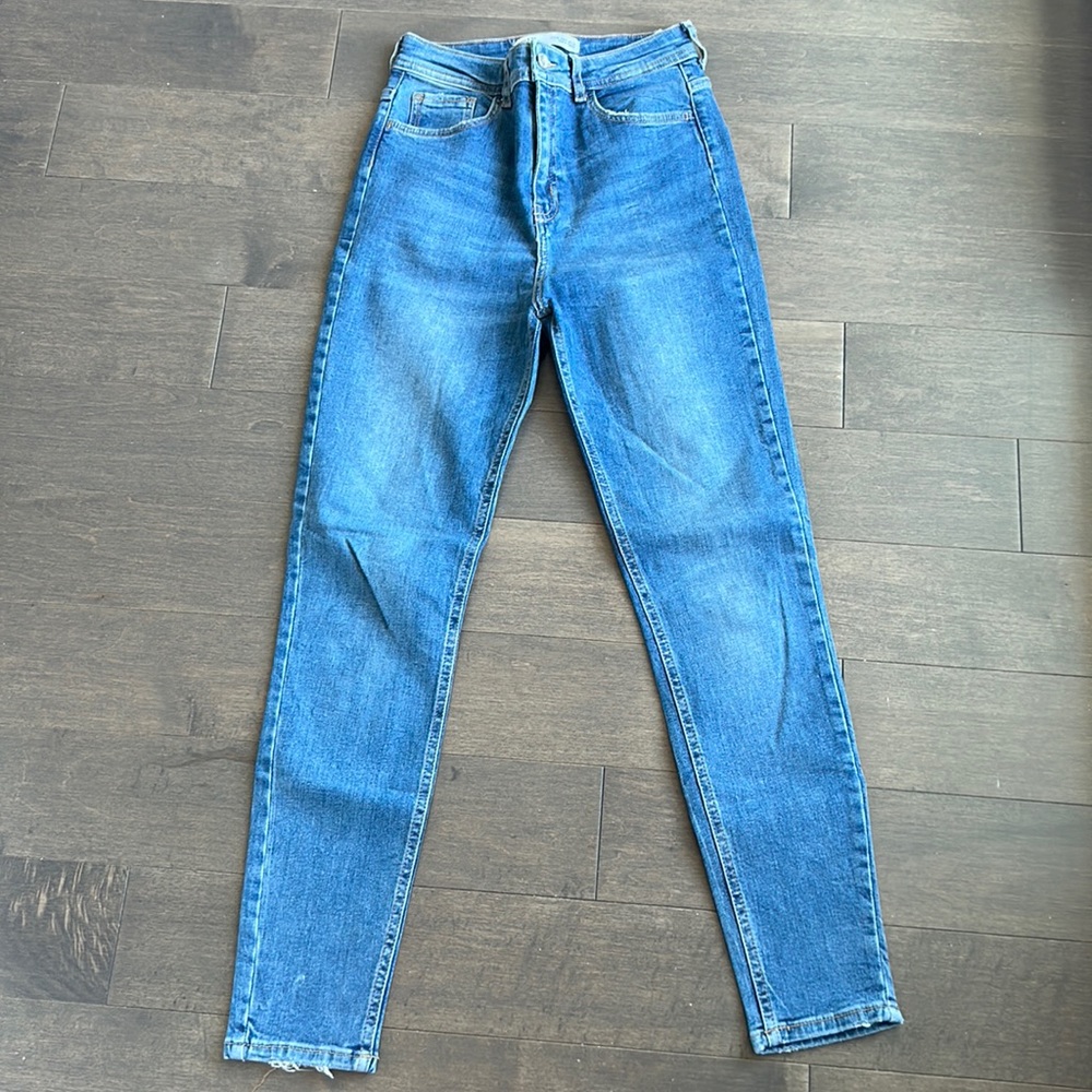 Women’s jeans